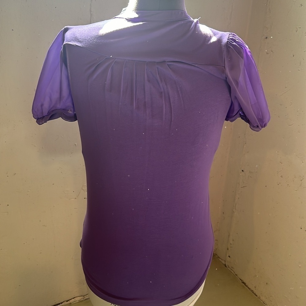 NWT New York & Company stretch lavender ruffle blouse puff sleeves via neck - Picture 2 of 7